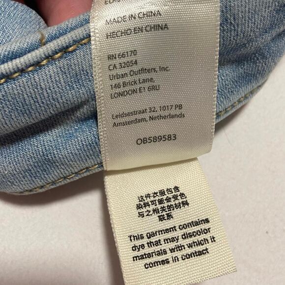 Free People Just Float On Flare
Light wash size 27 - Picture 9 of 10